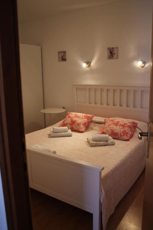 Apartments Neno Pula Exterior photo