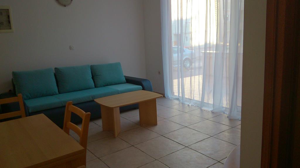 Apartments Neno Pula Exterior photo