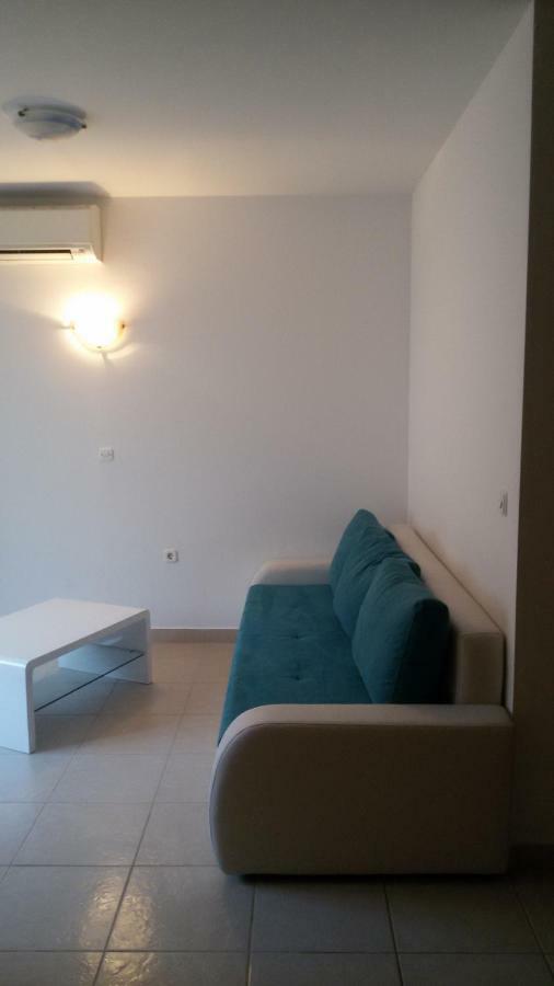 Apartments Neno Pula Exterior photo